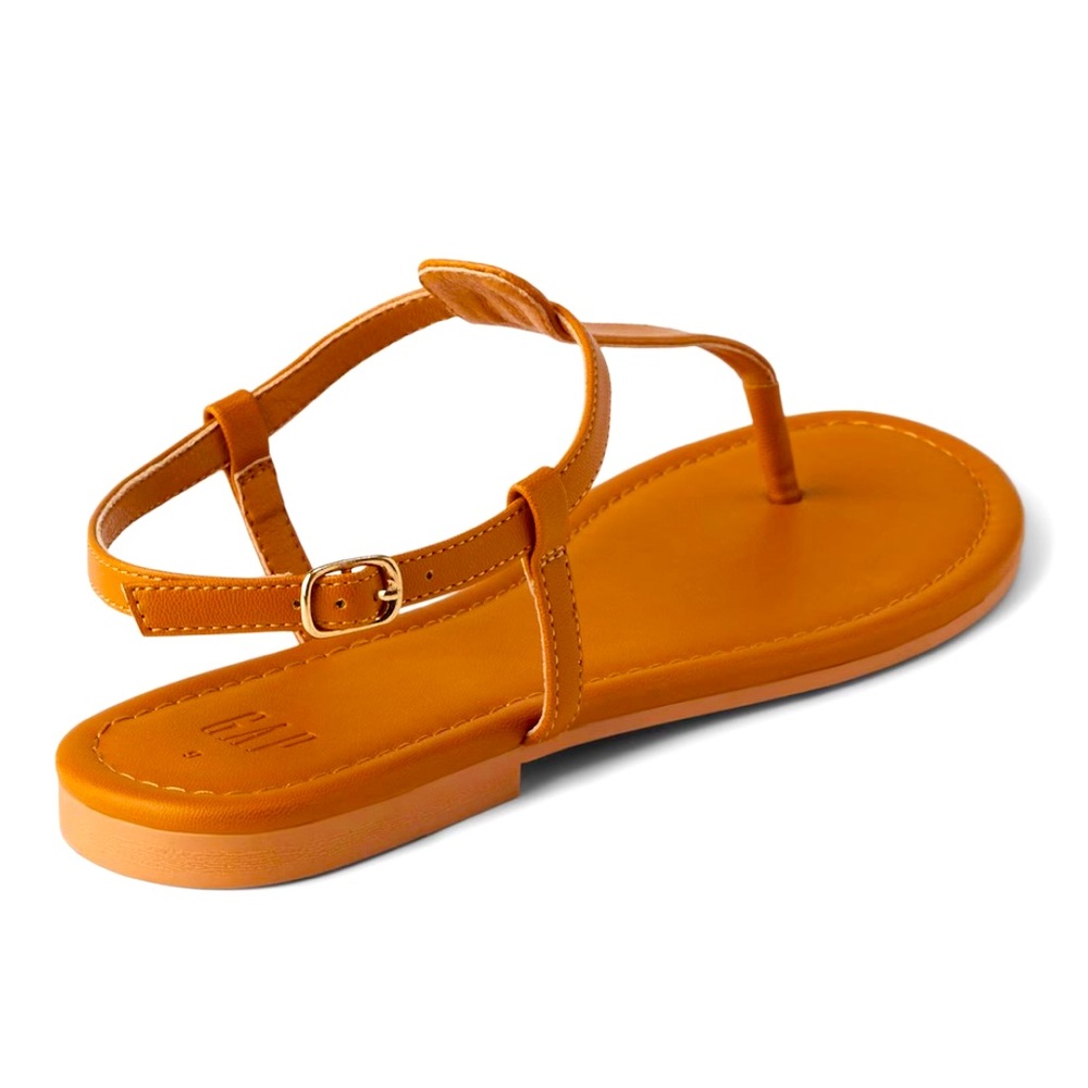Vegan leather t-strap sandal Gap size 8